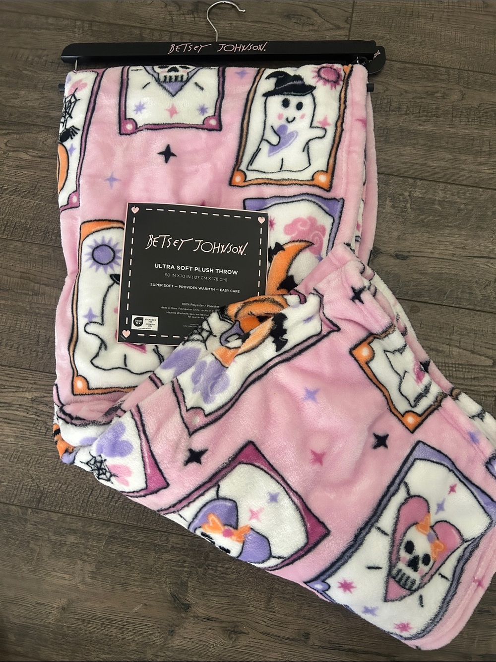 Betsey Johnson Pink Halloween Skeleton Ghost Plush Throw Blanket 50x70